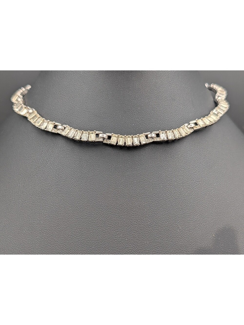 Vintage Trifari Rhinestone Choker Necklace Baguette Emerald Cut Silver Tone 16"